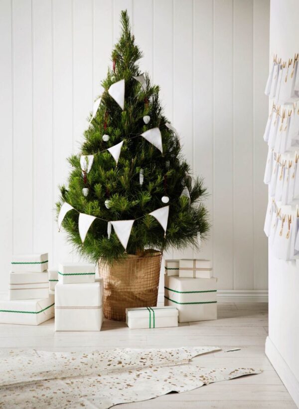 How To Decorate Your House For Christmas In Australia | Bella Vie Interiors