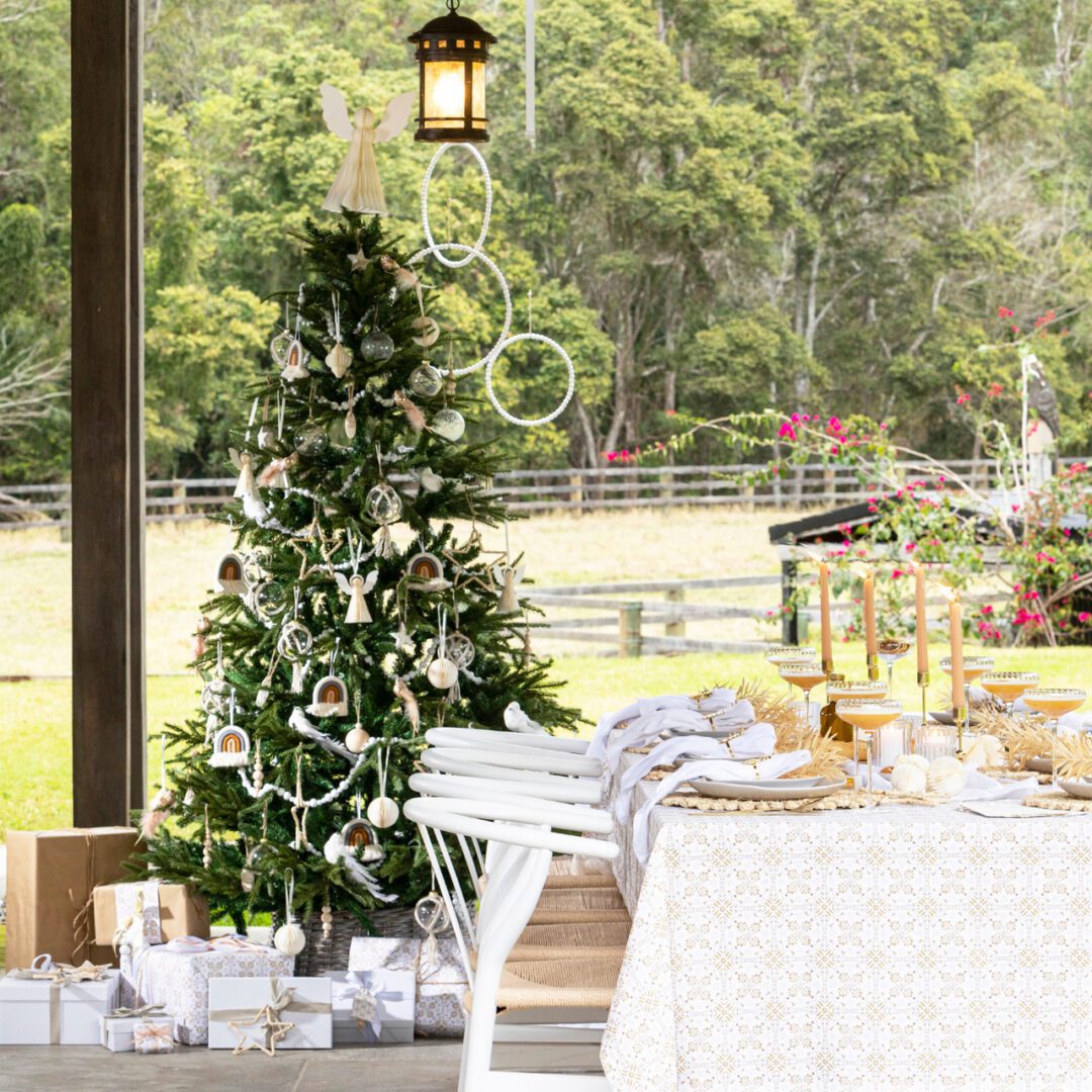 How To Decorate Your House For Christmas In Australia | Bella Vie ...