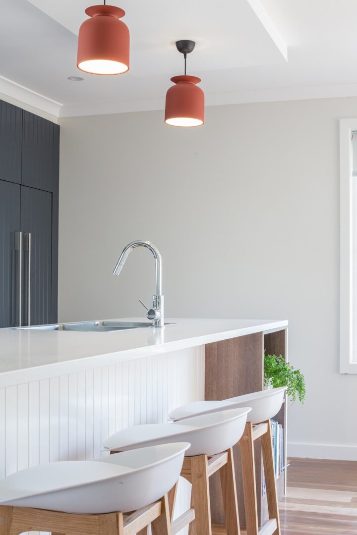 Warm-lighting-orange-pendants-